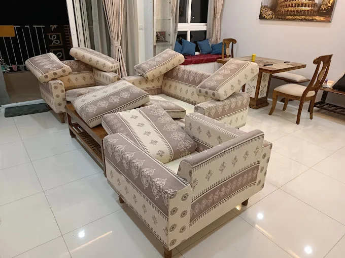sofa cleaning services near Homeland